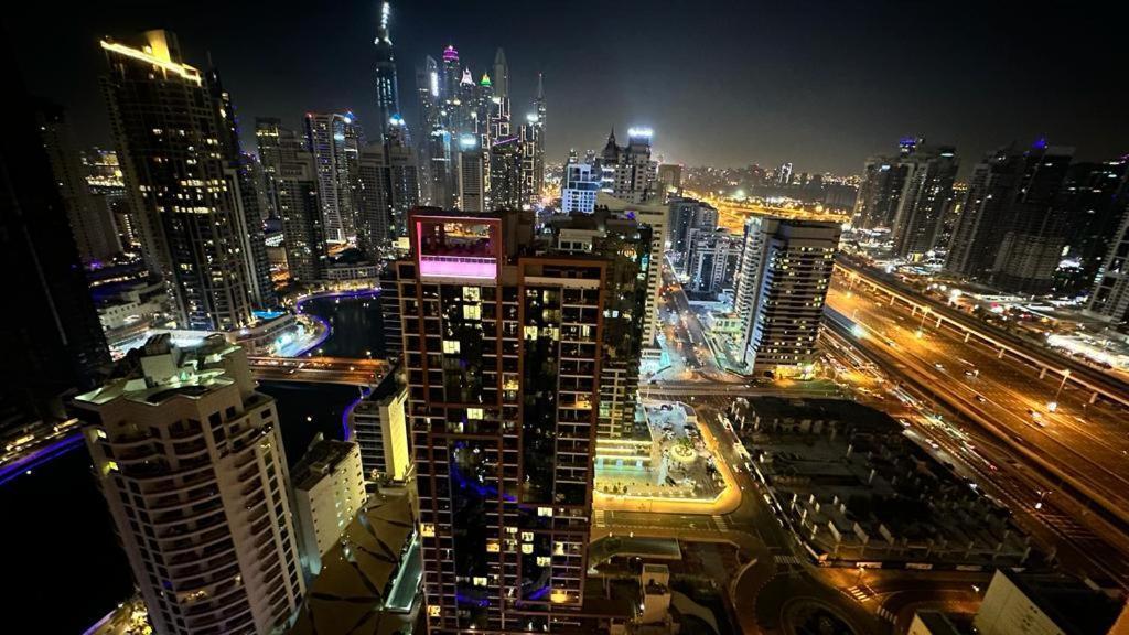 Hotel The Address Dubai Marina Esterno foto