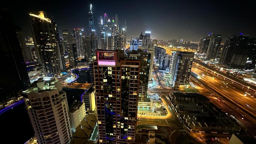 Hotel The Address Dubai Marina Esterno foto